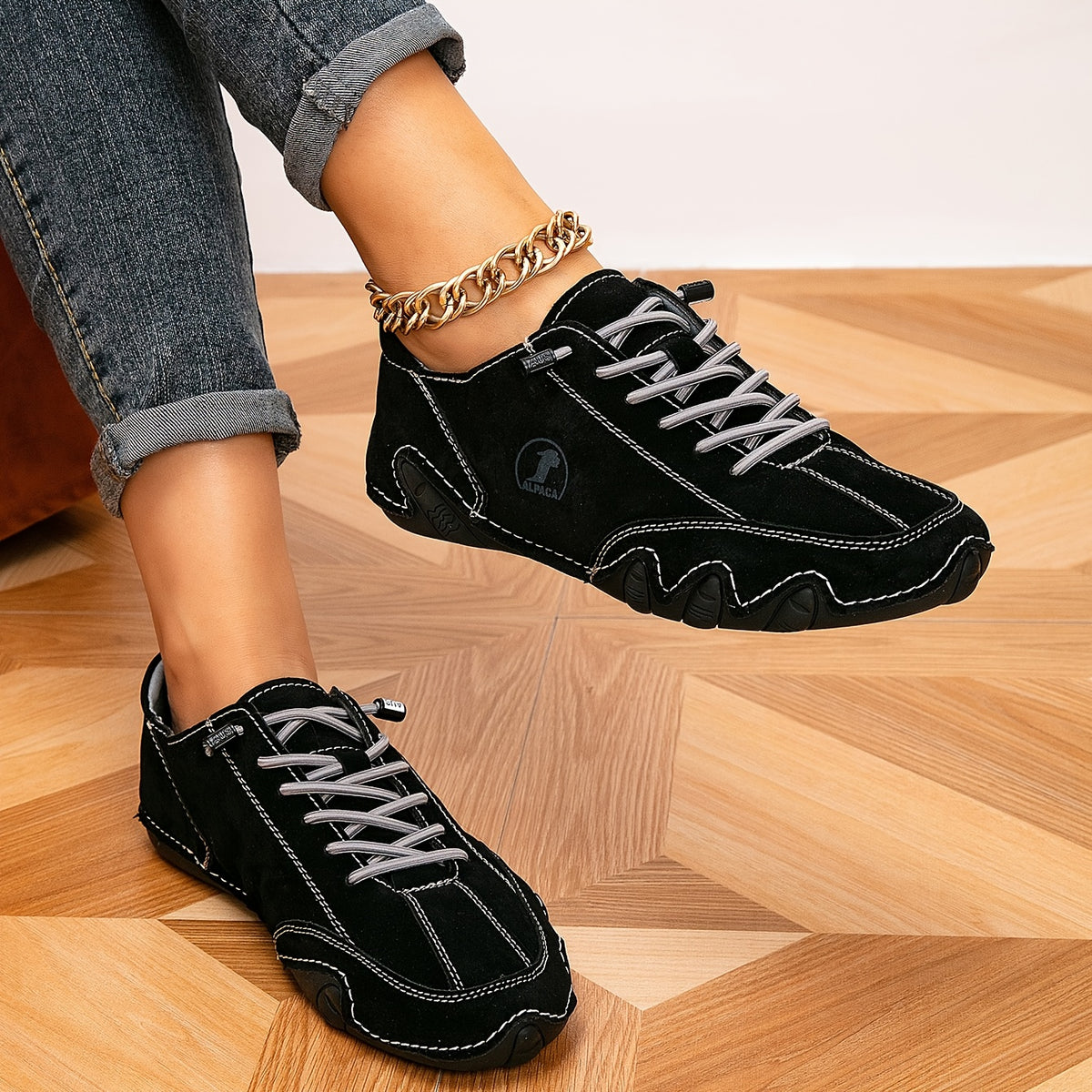 Rowan | Vintage Walking Shoes