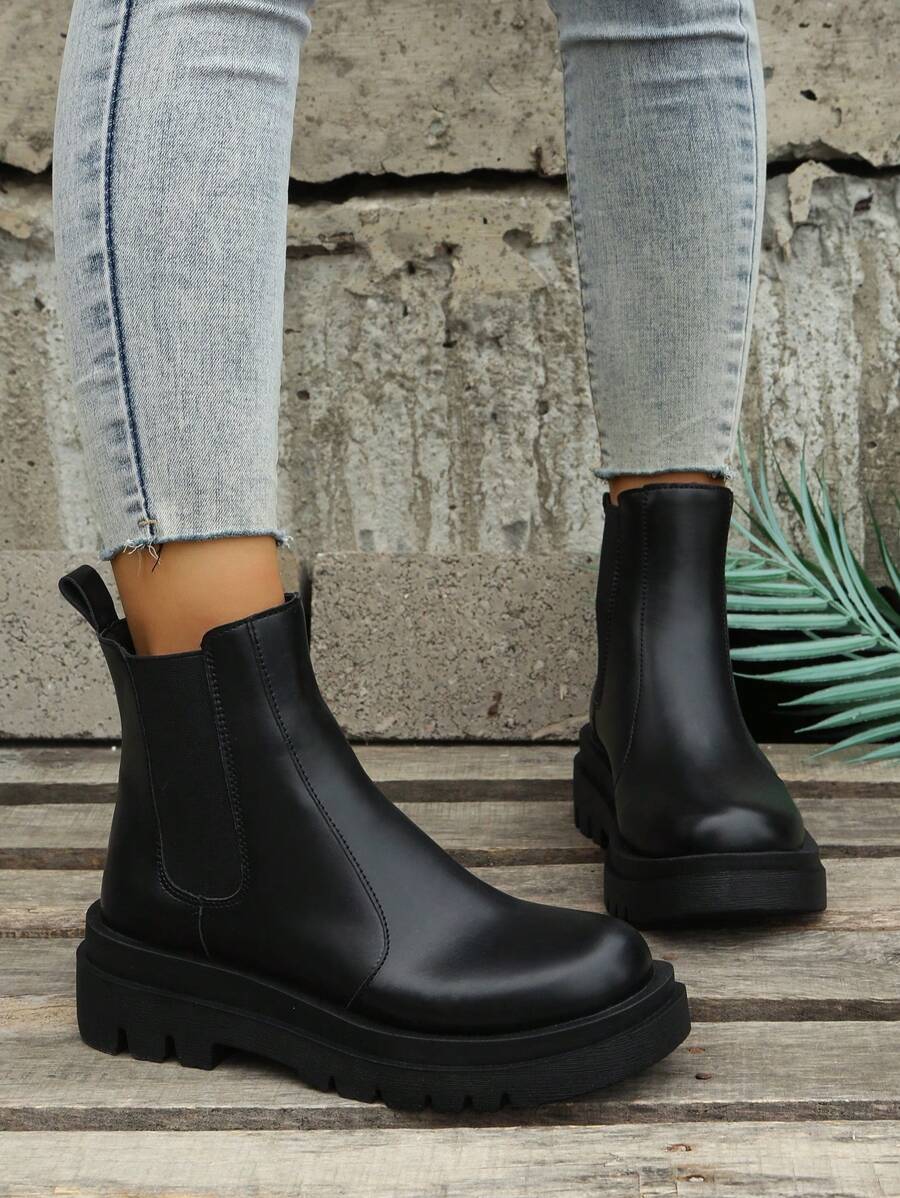 Rowan | Platform Chelsea Boots