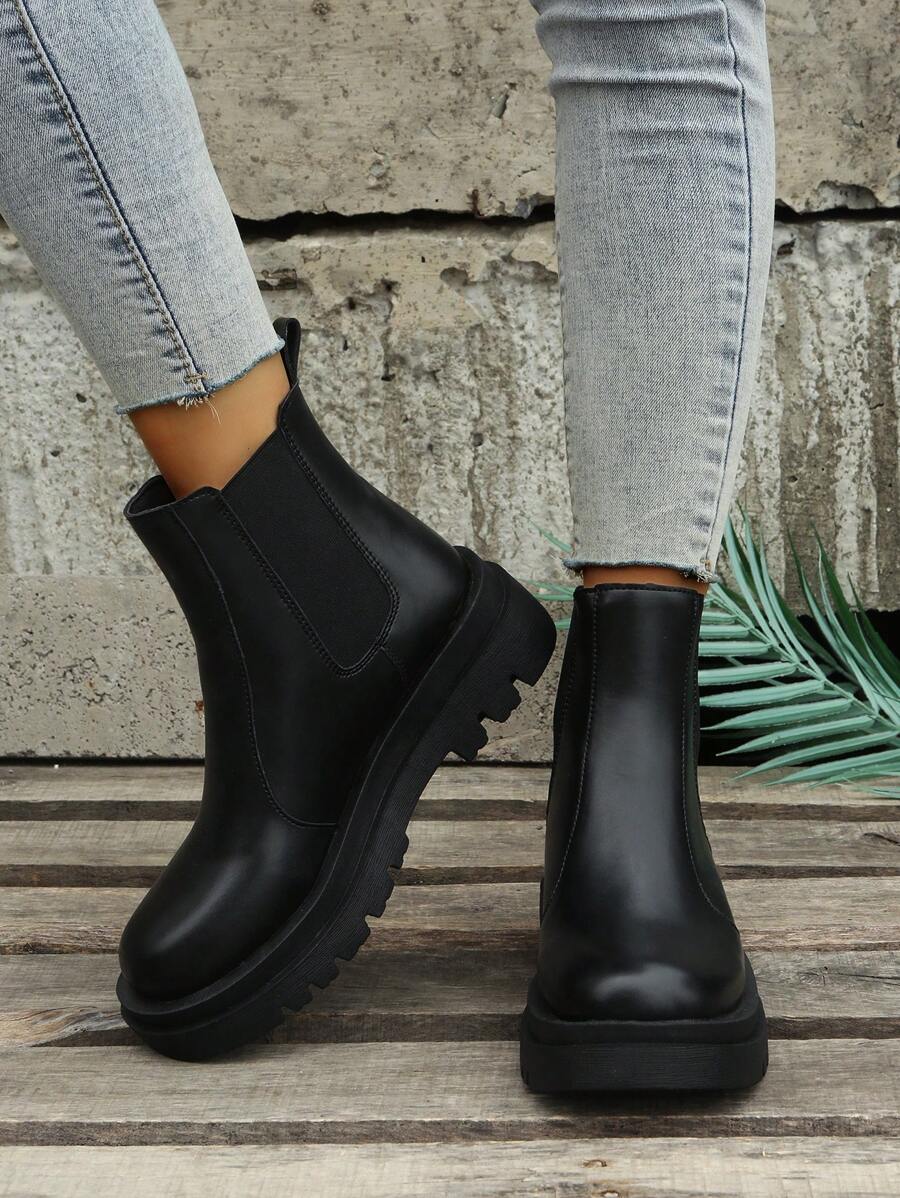 Rowan | Platform Chelsea Boots