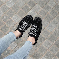 Rowan | Vintage Walking Shoes