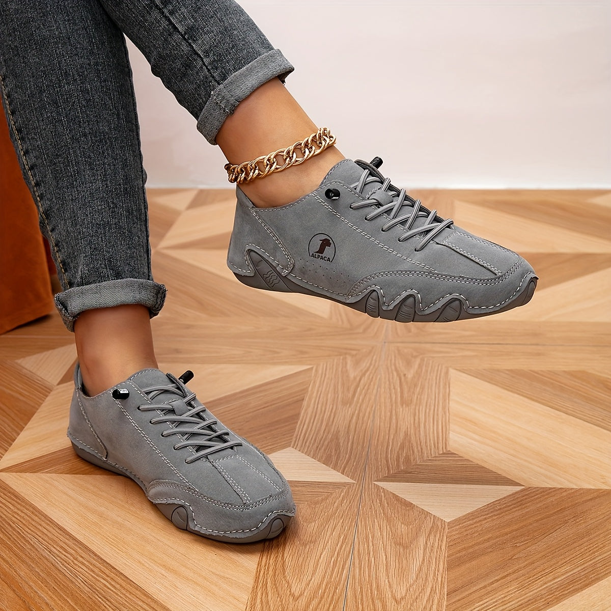 Rowan | Vintage Walking Shoes