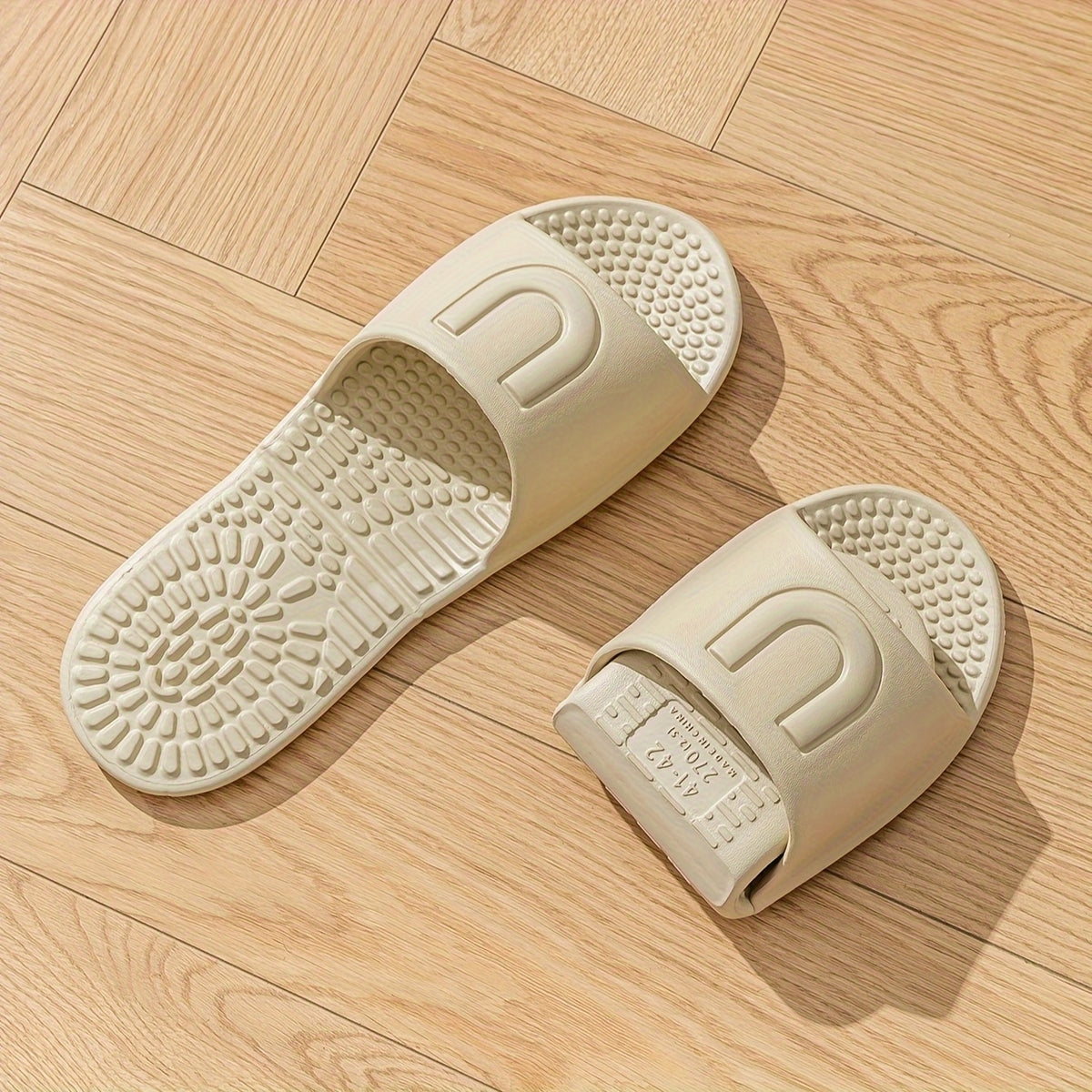 Rowan | Men's Foldable Travel Slippers