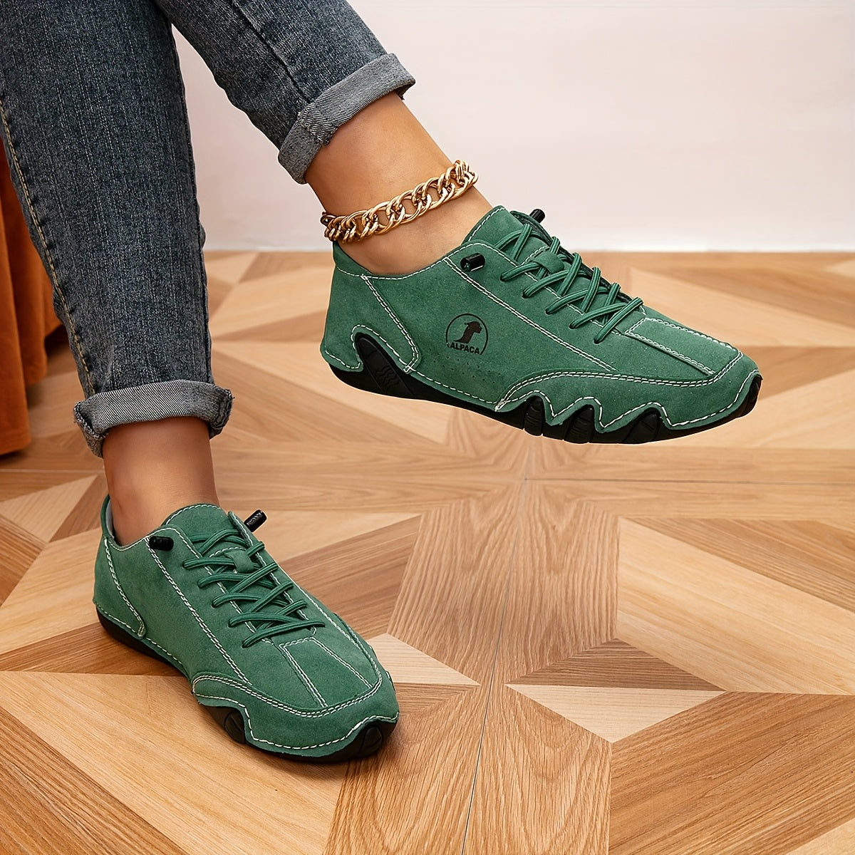 Rowan | Vintage Walking Shoes