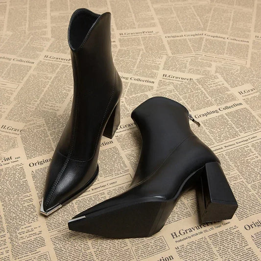 Rowan  │ High Heel Chelsea Boots