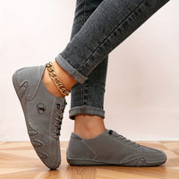 Rowan | Vintage Walking Shoes