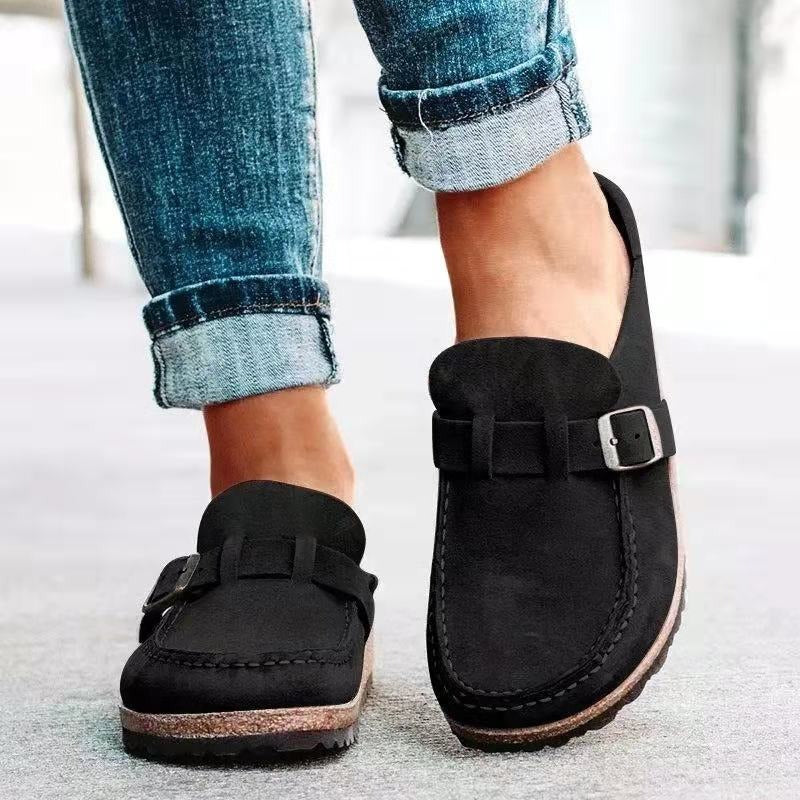 Rowan | Retro Style in Suede Shoes